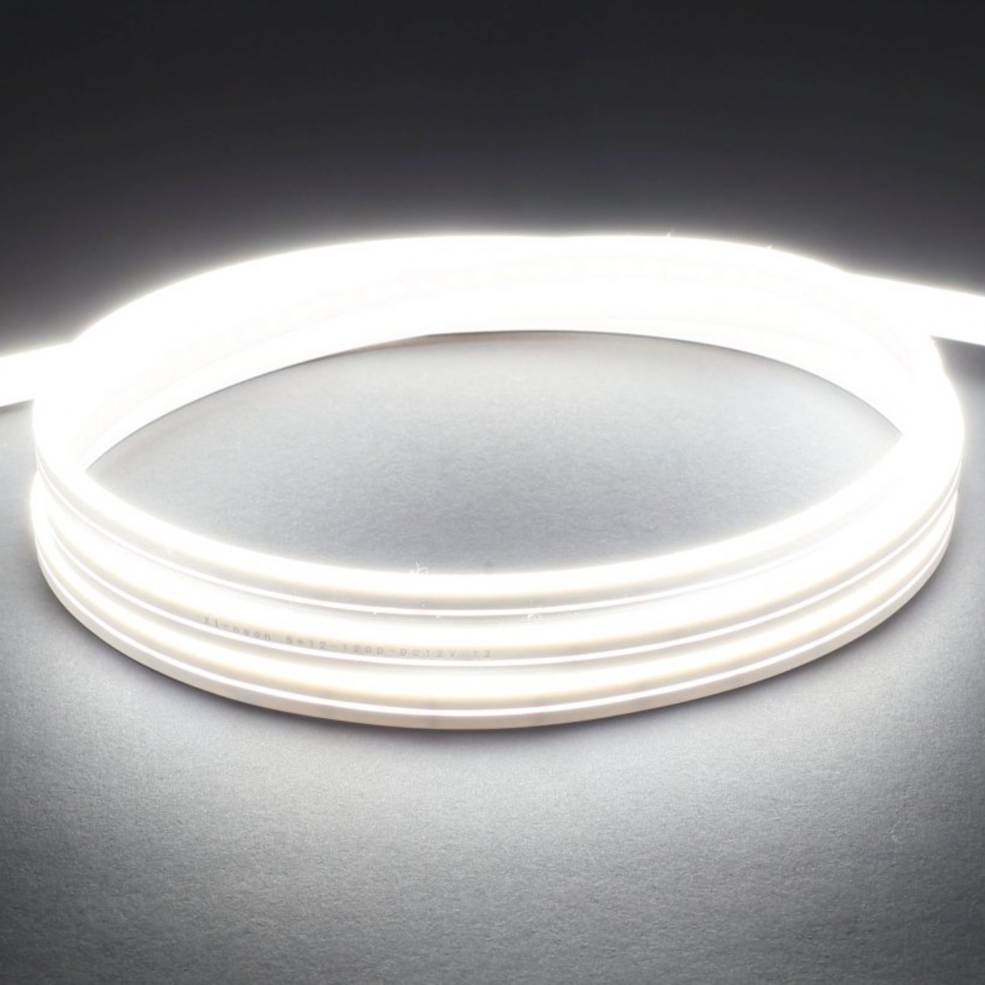 Beyaz Neon Led 10000K 12V 6mm 5mt - reklammalzemesi.com